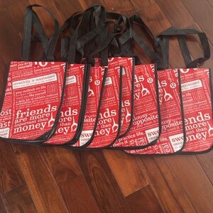Lululemon Signature Red Shopping Tote Set 8 totes size Small
